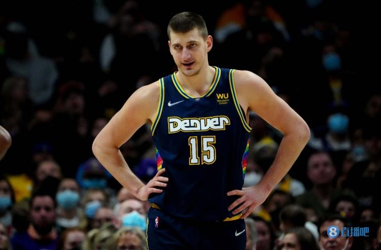 占据优势 占据优势