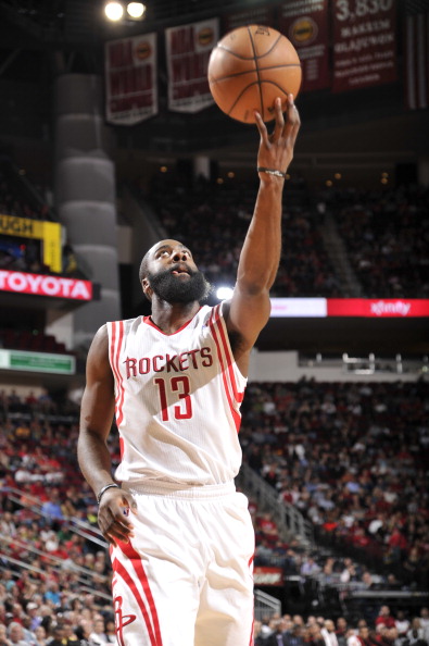 球队利用两 球队利用两