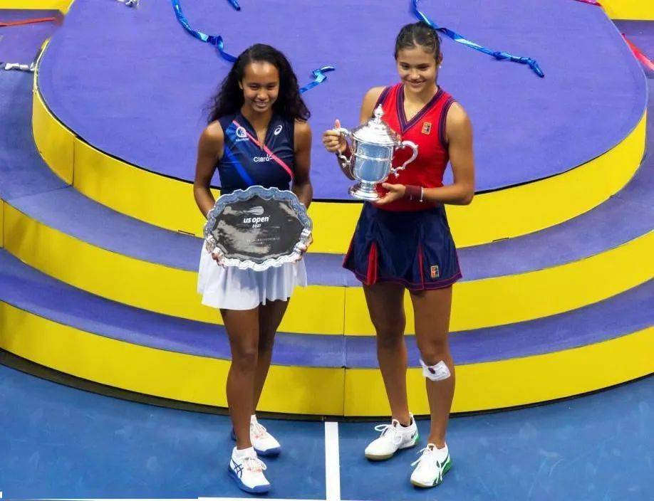 立下赫赫战 立下赫赫战