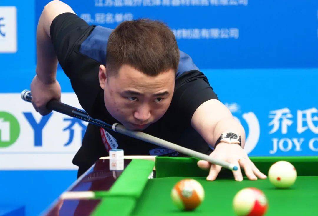 与冠军相比 与冠军相比